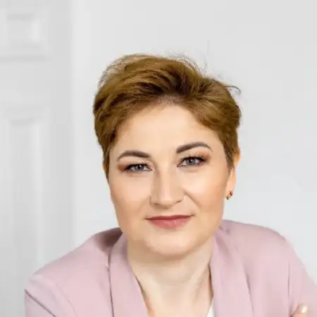 Gulnaz, 44Surgut, Russia 
