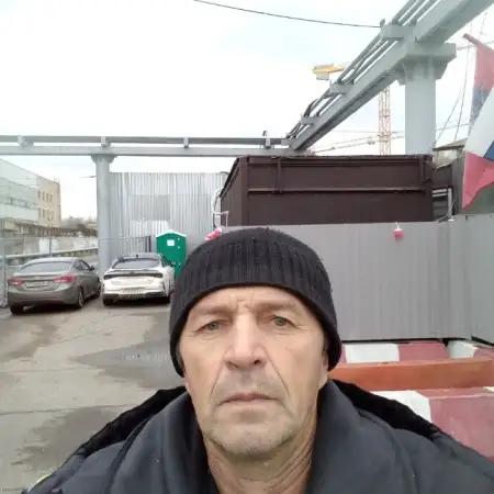 Amir, 58Old Poltavka, Russia 