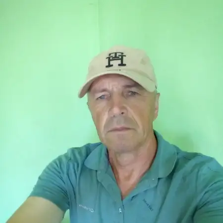 Amir, 58Old Poltavka, Russia 