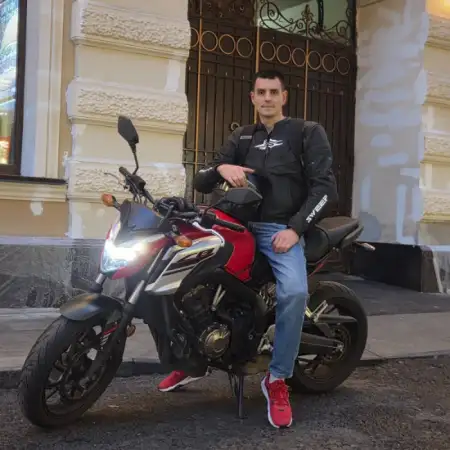 Rinat, 39Moscow, Russia 