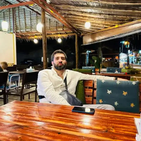 Rustam, 38Moscow, Russia 