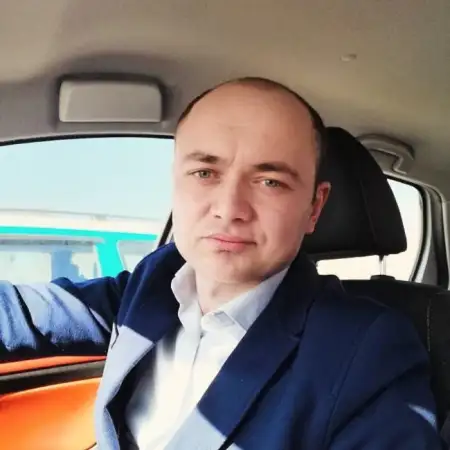 Anzor, 41Moscow, Russia 