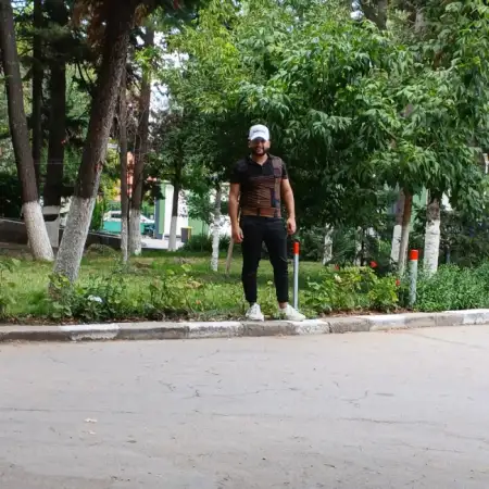 ahmed, 26Romania 
