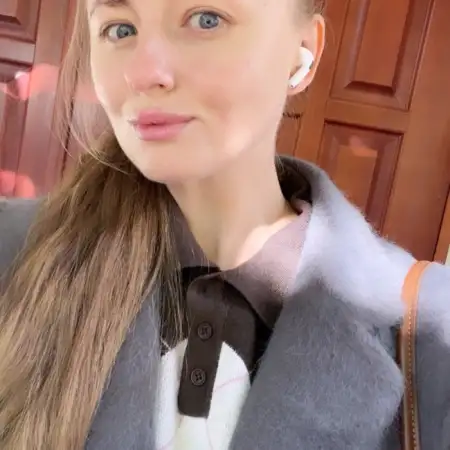 Sofiya, 33Taganrog, Russia 