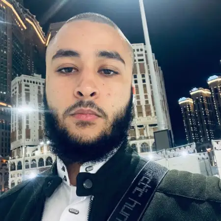 Abdulrahman, 26Cairo, Egypt 