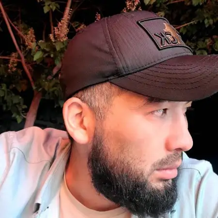 Abdulaziz, 35Poland 