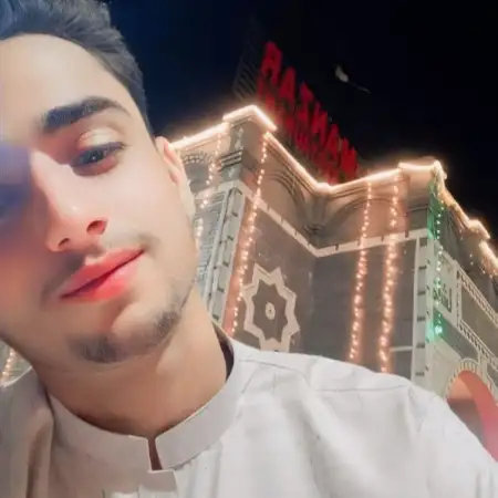 Umar, 21Pakistan 