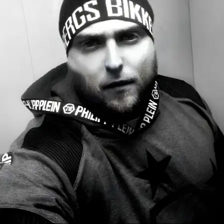Amir, 33Moscow, Russia 