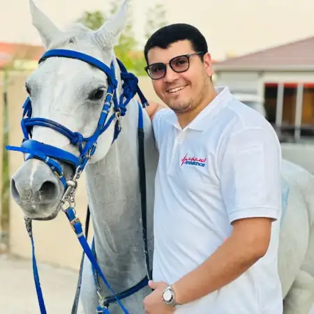 Omar, 33UAE (United Arab Emirates) 