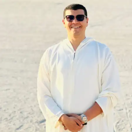 Omar, 33UAE (United Arab Emirates)