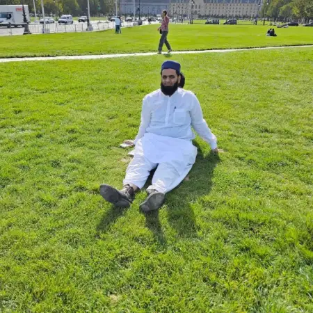 Talha, 42Saudi Arabia 
