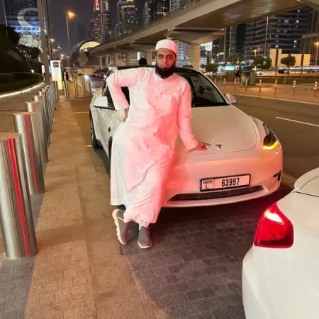 Talha, 42Saudi Arabia 