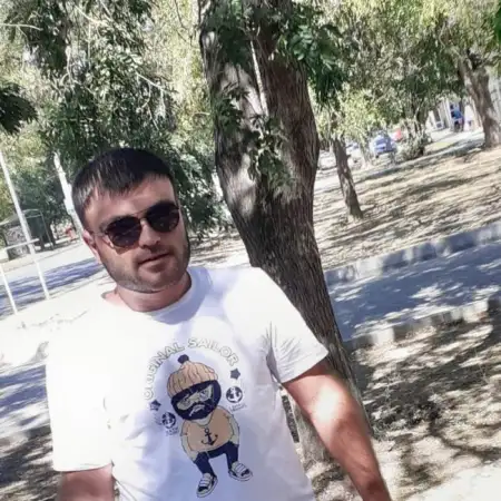 Ruslan, 40Evpatoria, Russia 
