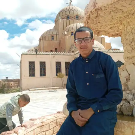 mohamed, 23Algeria 