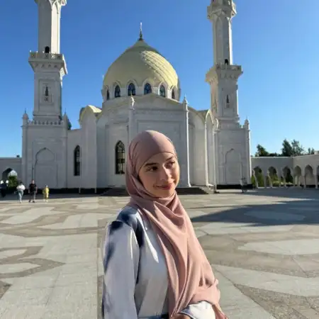 Aysha, 25Saint Petersburg, Russia 
