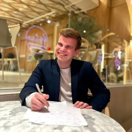 Ruslan, 20Russia 