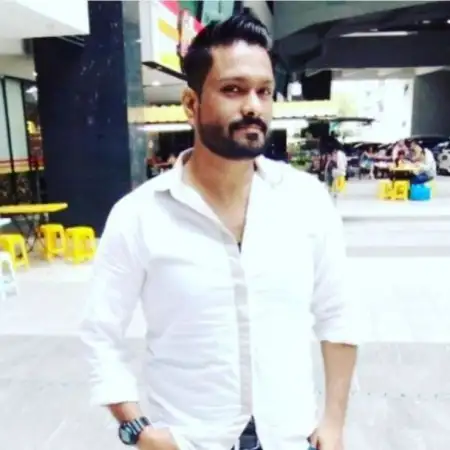 Farooq, 42Pakistan