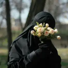 Photo Eira 1 Only serious halal Nikaa