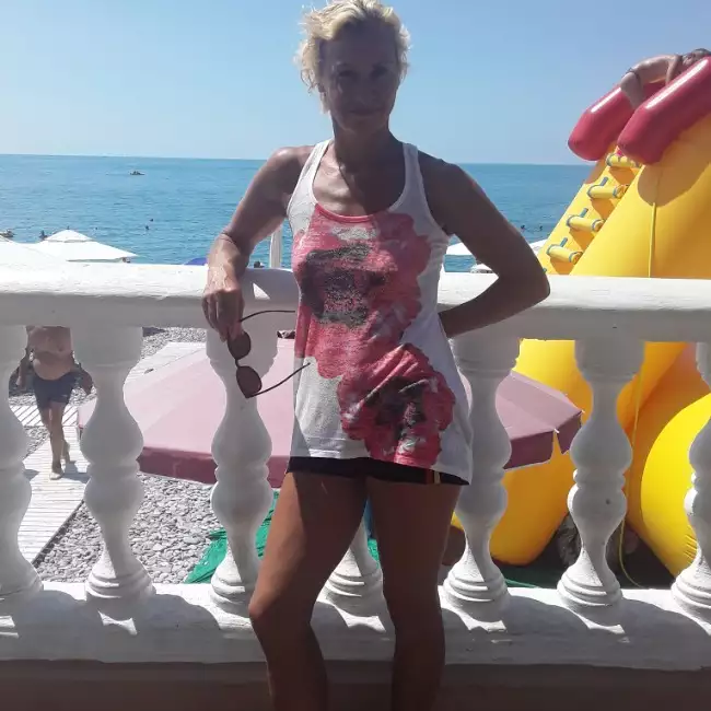 Gulnara, 49, Saint Petersburg, Russia - Muslim Dating Site