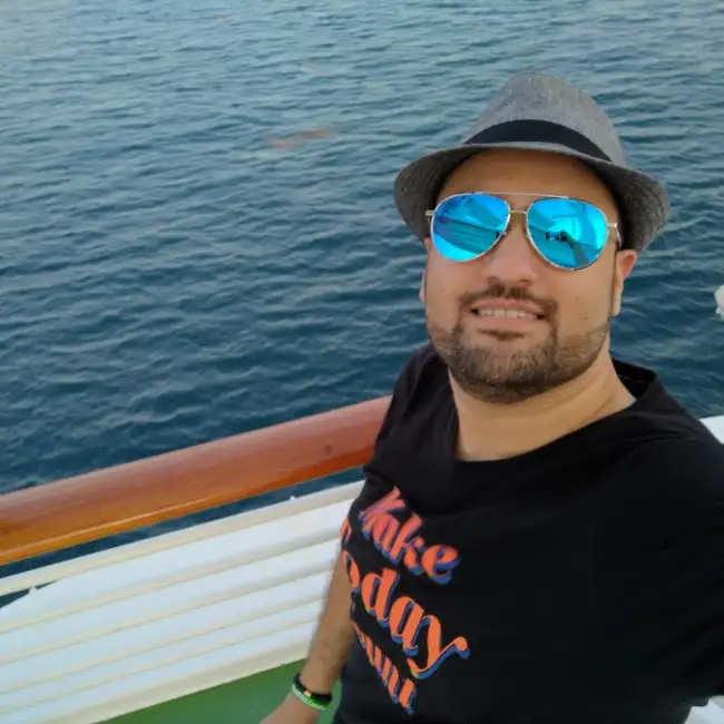 Hosam, 40, Saudi Arabia - Muslim Dating Site