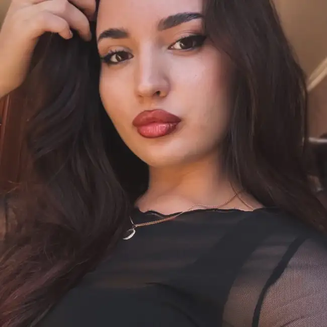 Aisha, 24, Ufa, Russia - Muslim Dating Site