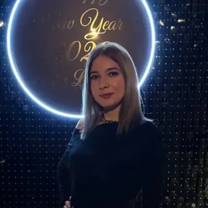 Olga, 37