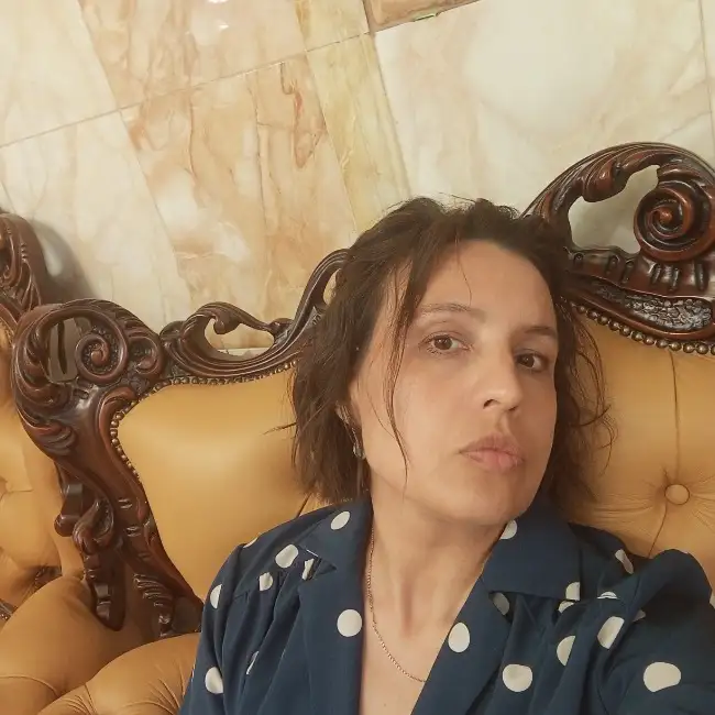 Alina, 39