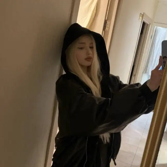 Evonla, 24, Saint Petersburg, Russia