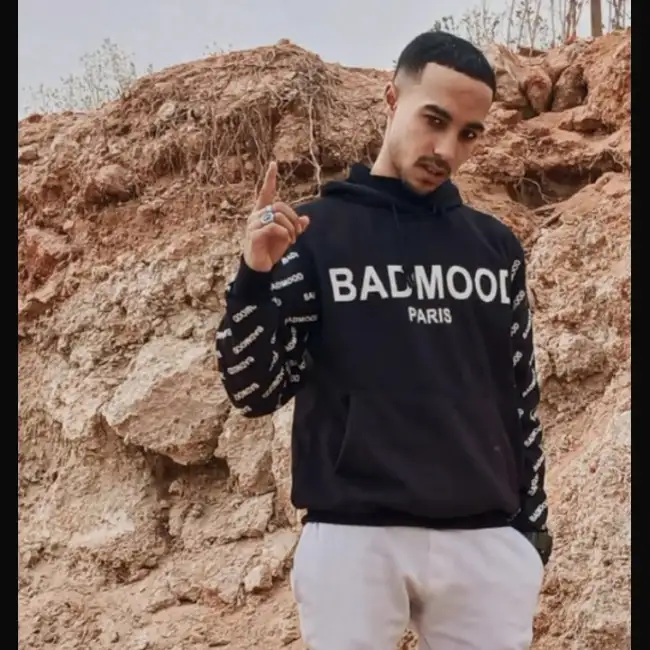 Y, 23, Cairo, Egypt - Muslim Dating Site