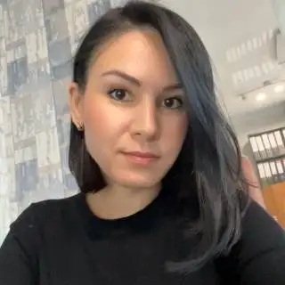 Aliya, 40