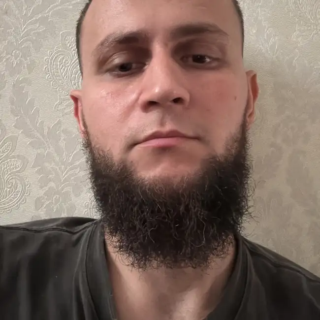 Gadjimurad · 32 ·           