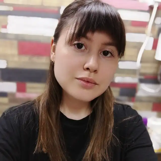 Alina, 23